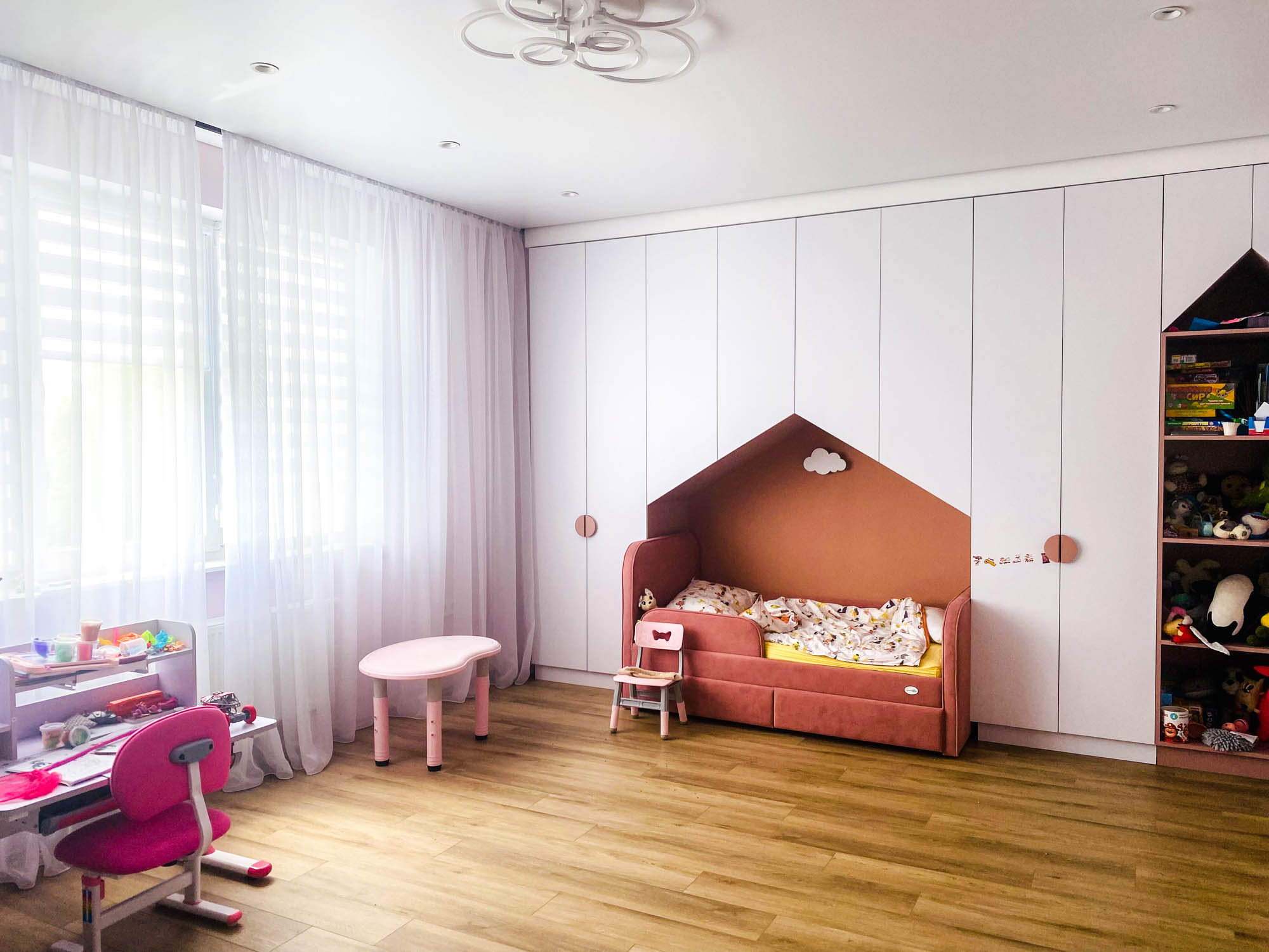 Дизайнерский ремонт детской комнаты в частном доме Одесса